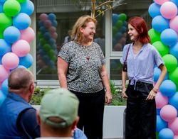 Oplevering Introgebouw in Druten aan de Van Heemstraweg samen met bewoners